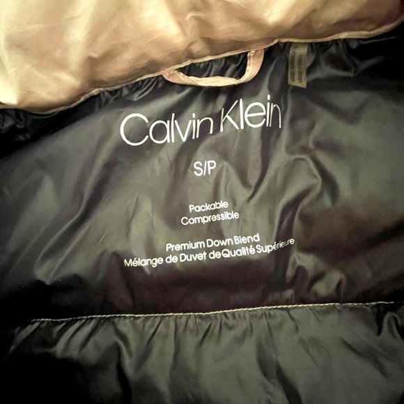 Calvin Klein DOWN jacket - Picture 3 of 4